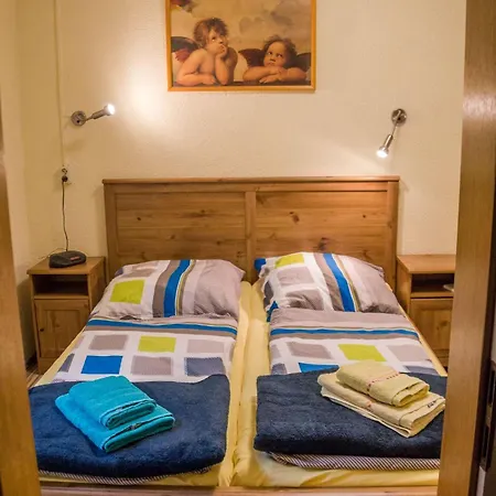 Ferienwohnung-franziska-wuensche-wohnung-1 * دريسدن